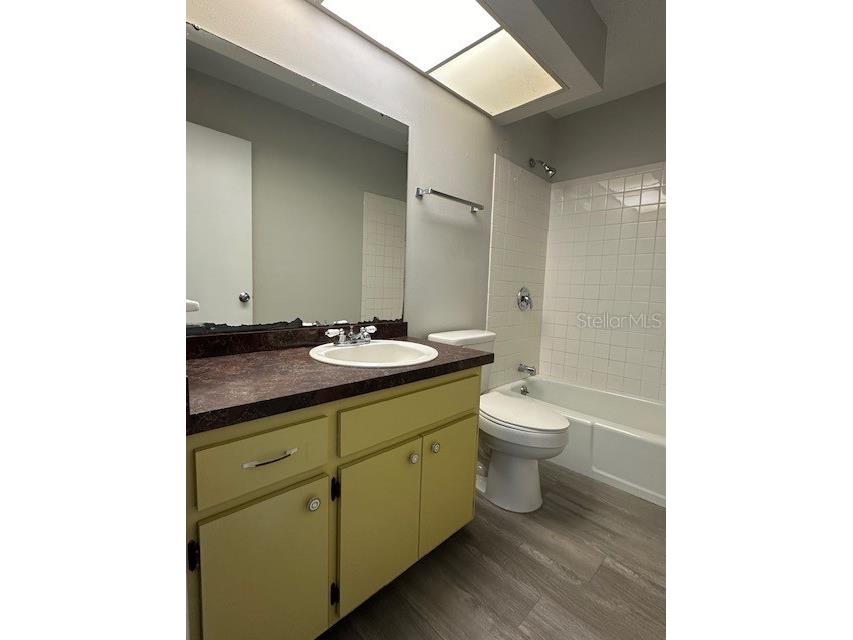 1190 Longfellow Way #135C Sarasota FL 34243 N6137352 image23