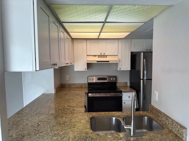 1190 Longfellow Way #135C Sarasota FL 34243 N6137352 image4