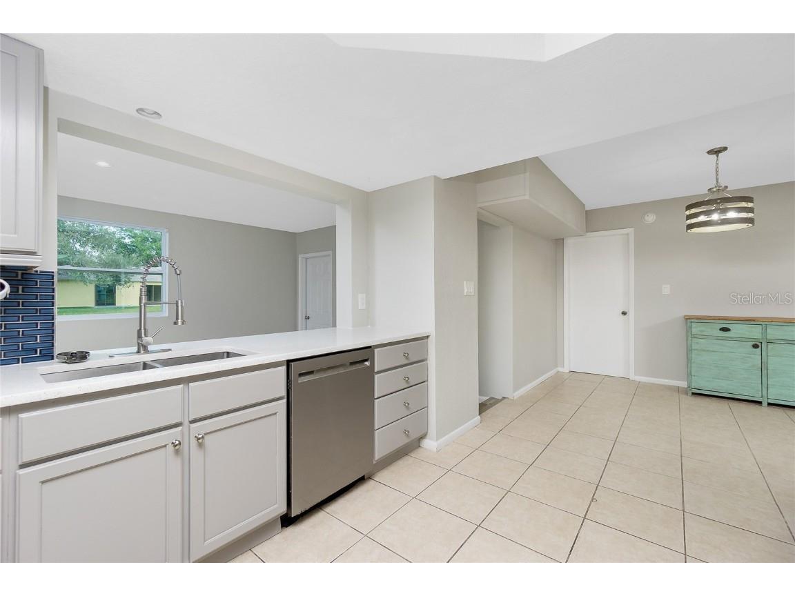 1190 Victoria Ave Nw Port Charlotte FL 33948 C7502023 image18