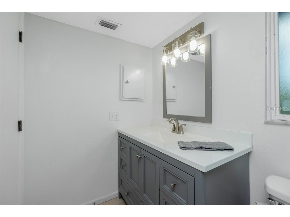 1190 Victoria Ave Nw Port Charlotte FL 33948 C7502023 image32