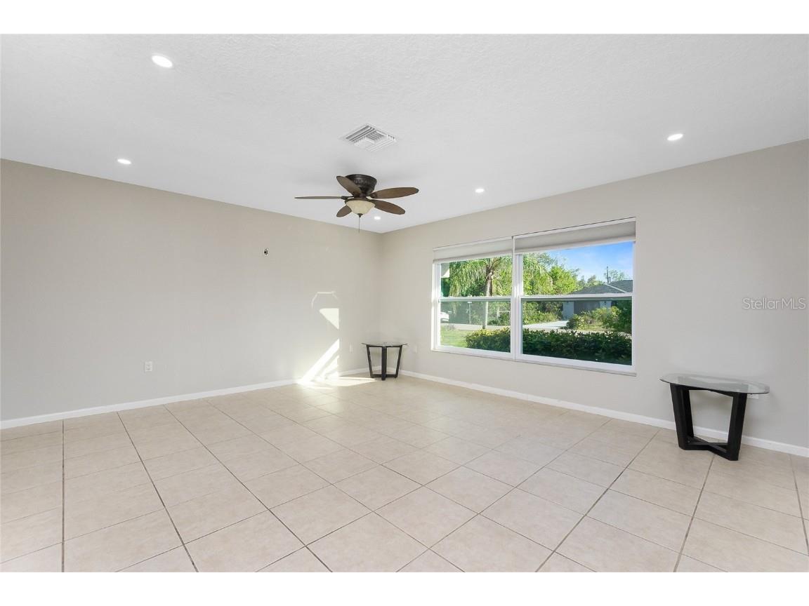 1190 Victoria Ave Nw Port Charlotte FL 33948 C7502023 image6