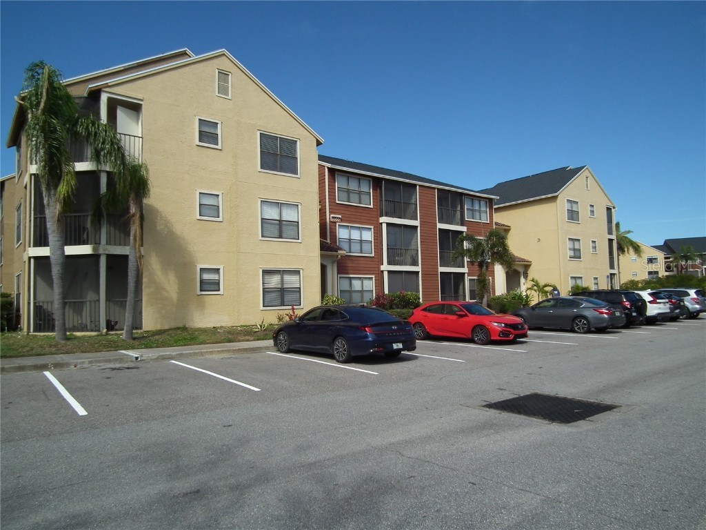 11901 4th Street N #10105 Saint Petersburg FL 33716 TB8341901 image1