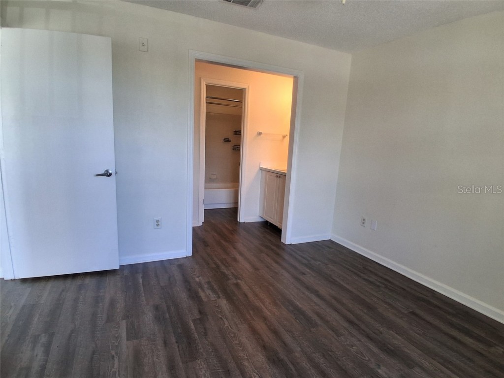 11901 4th Street N #11206 Saint Petersburg FL 33716 TB8432214 image15