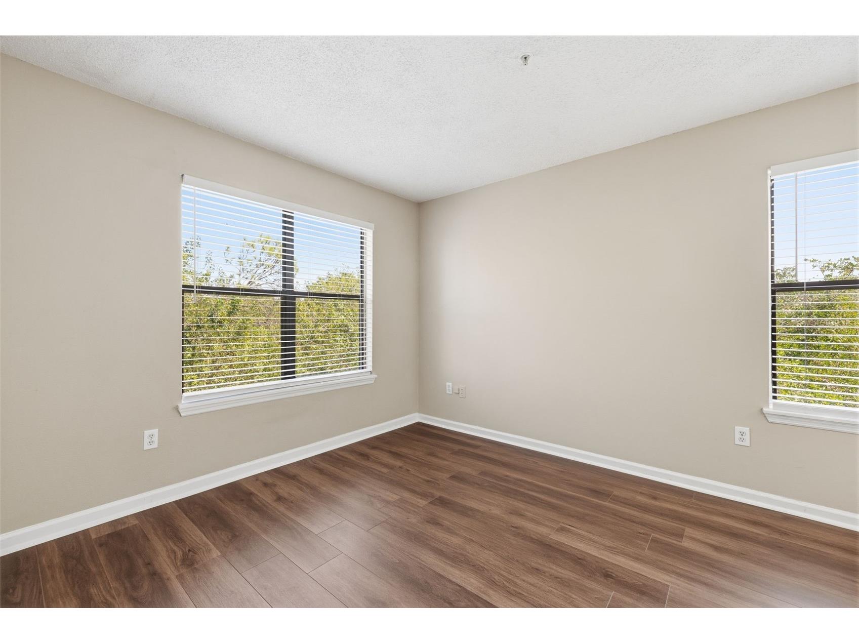 11901 4th Street N #11209 Saint Petersburg FL 33716 TB8485478 image14