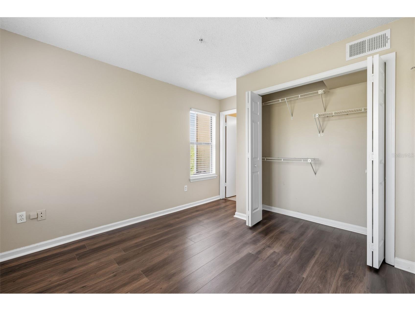 11901 4th Street N #11209 Saint Petersburg FL 33716 TB8485478 image15