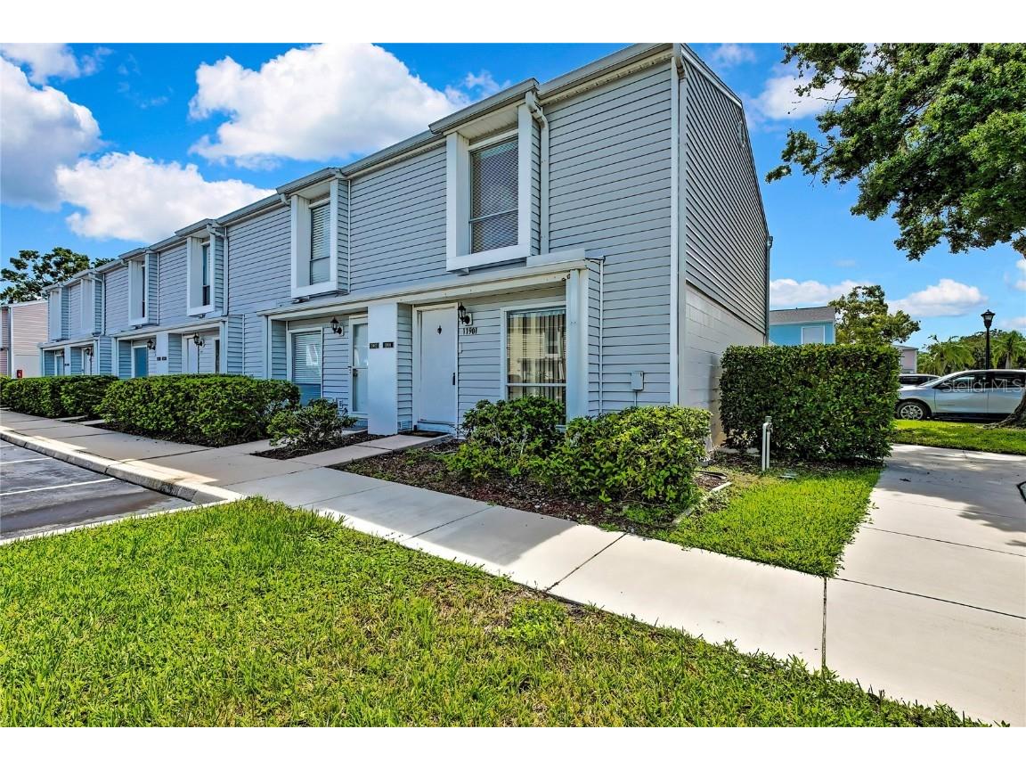 11901 Cypress Hill Circle Tampa FL 33626 TB8405333 image1