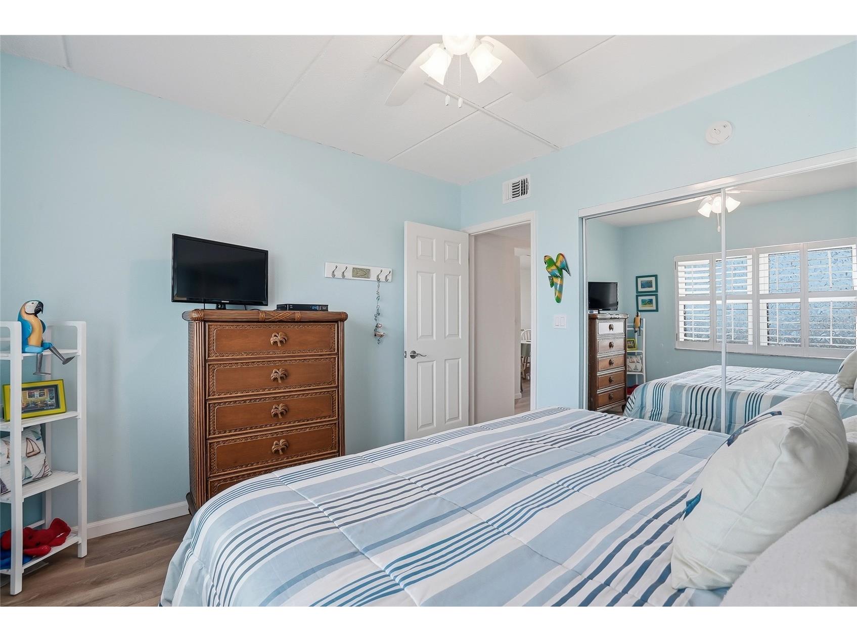 11901 Lagoon Lane #303 Treasure Island FL 33706 TB8482182 image40