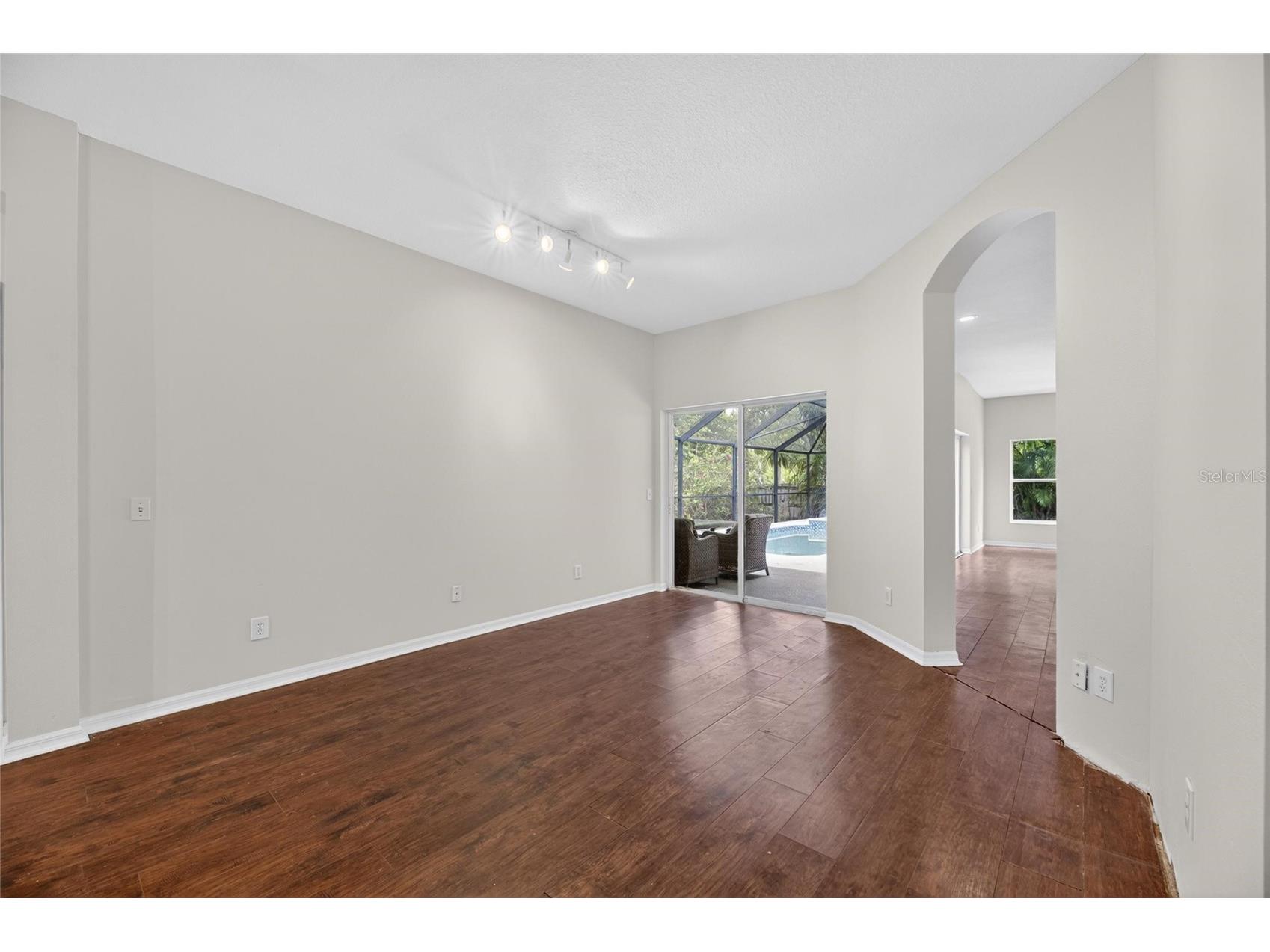 11901 Northumberland Drive Tampa FL 33626 TB8519005 image2