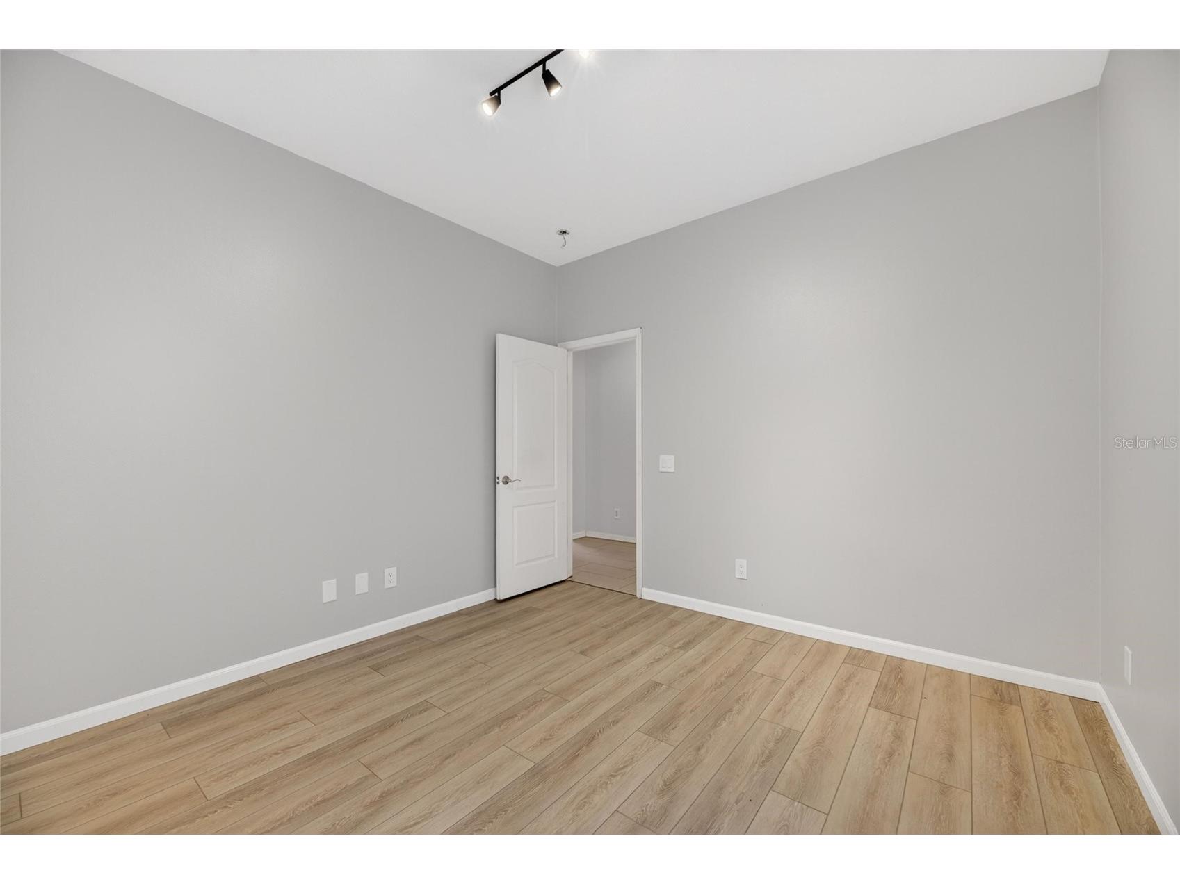 11901 Northumberland Drive Tampa FL 33626 TB8519005 image25