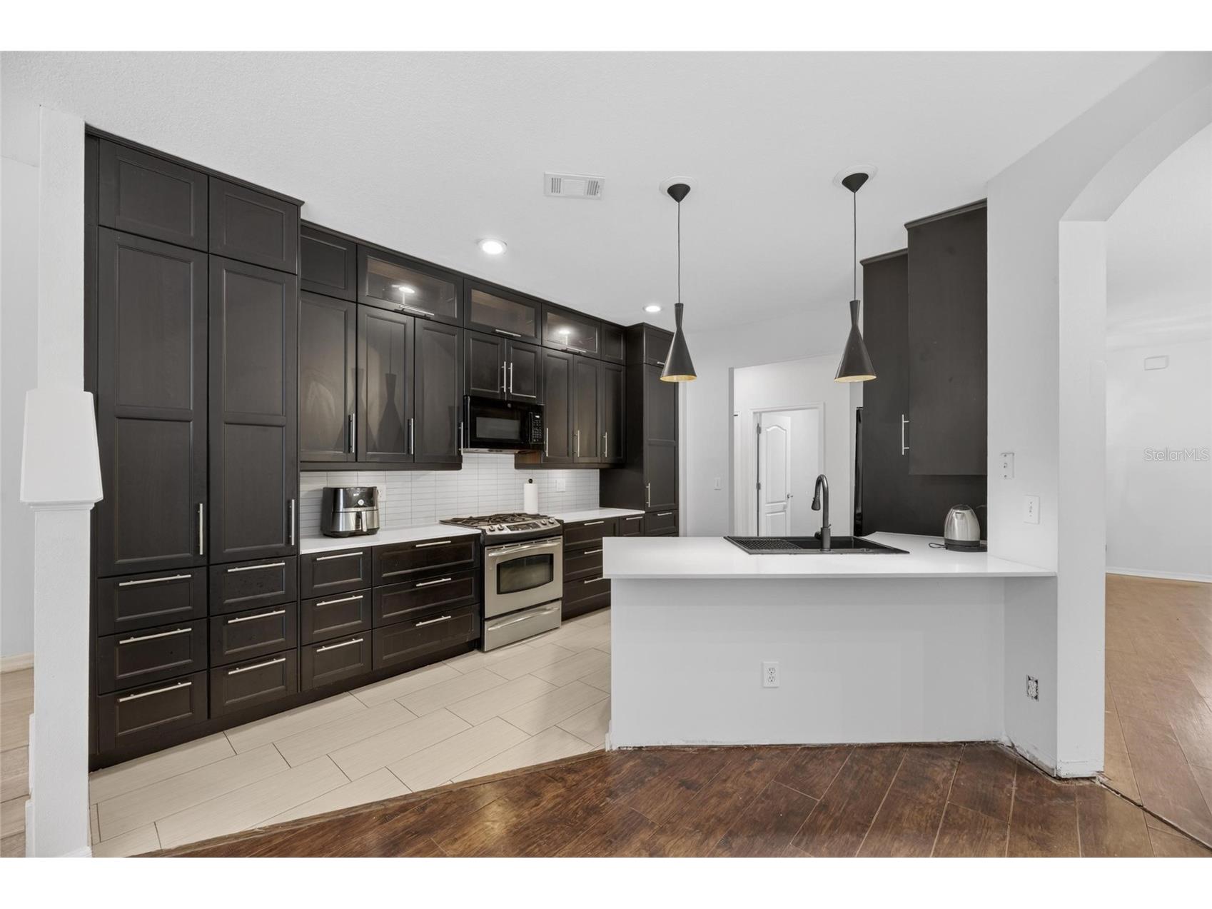 11901 Northumberland Drive Tampa FL 33626 TB8519005 image4