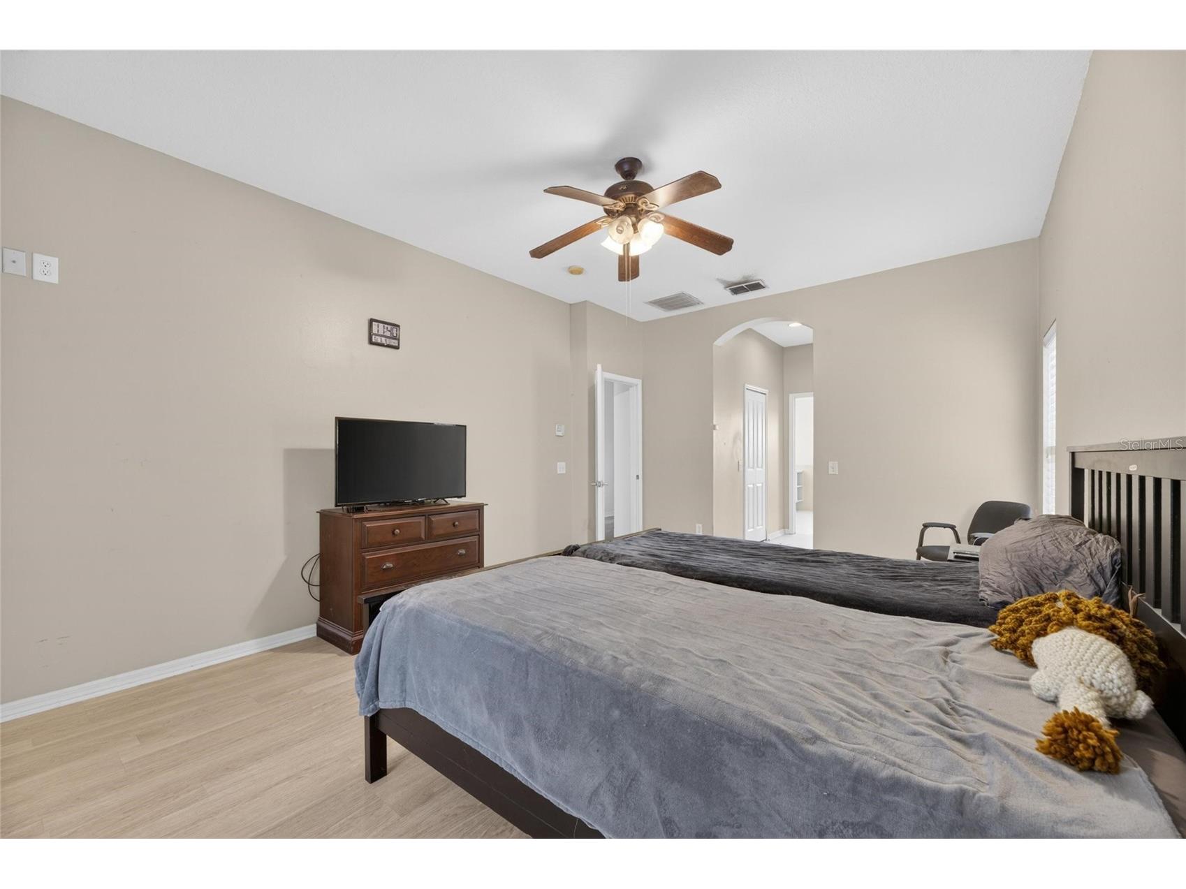 11901 Northumberland Drive Tampa FL 33626 TB8519005 image40