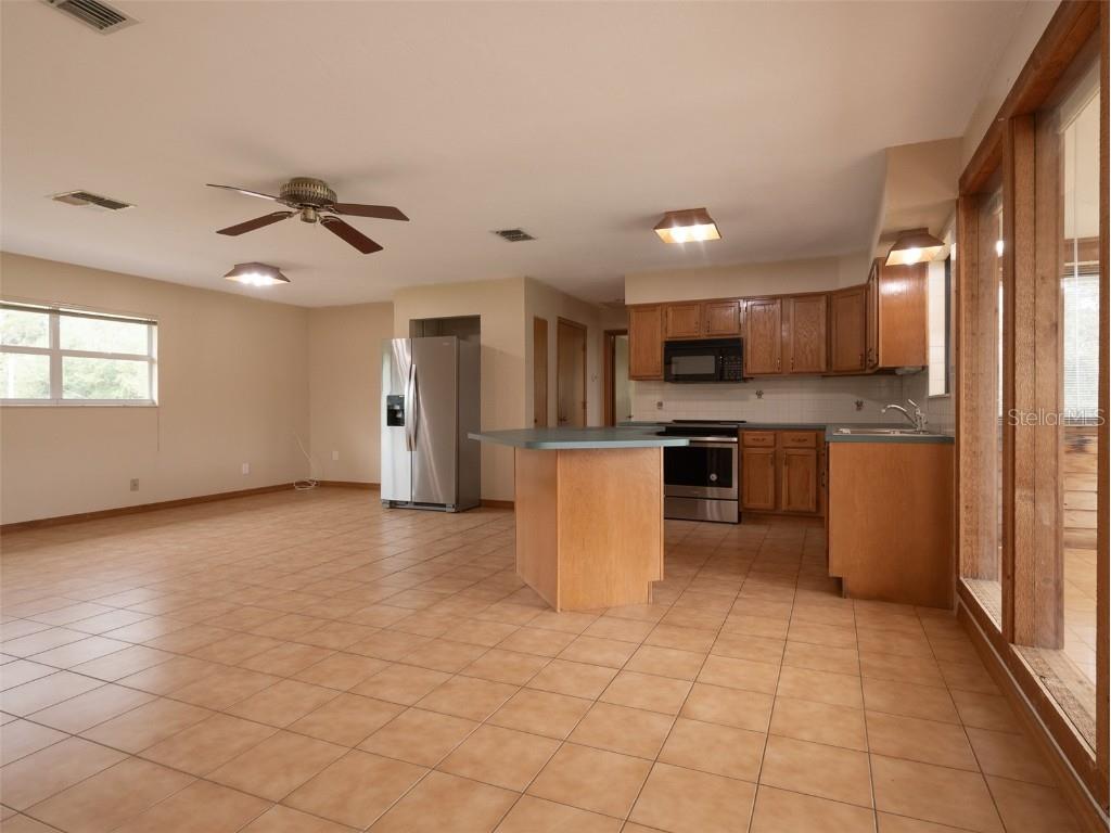 11901 NW 83rd Terrace Reddick FL 32686 OM688360 image36