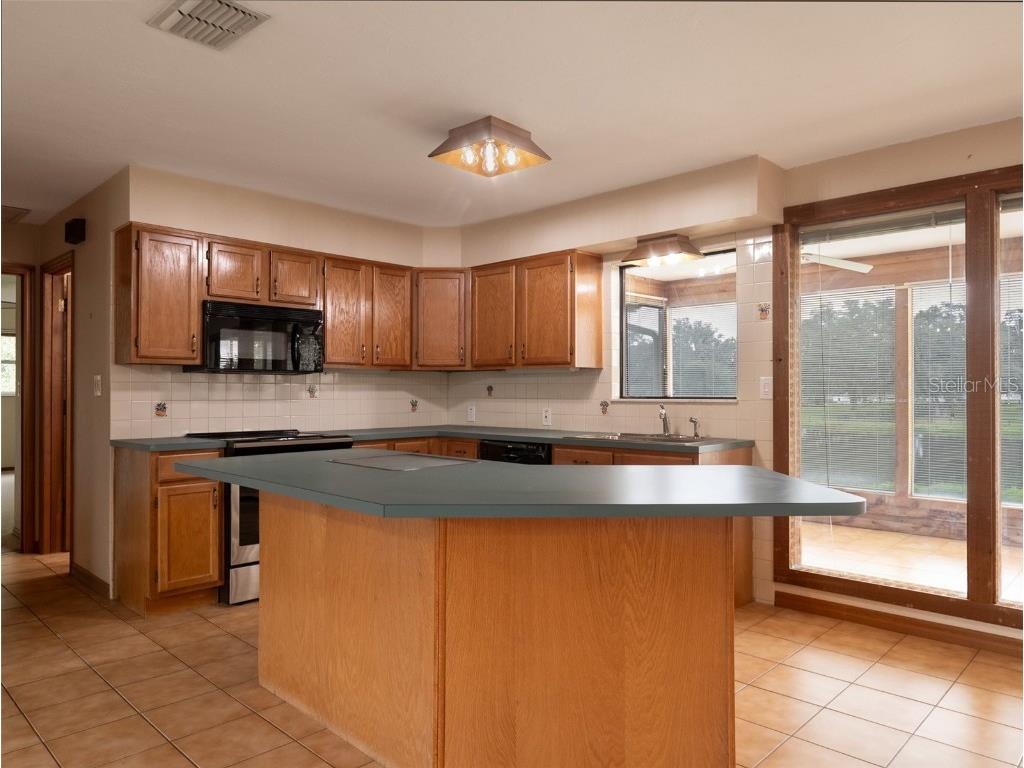 11901 NW 83rd Terrace Reddick FL 32686 OM688360 image37