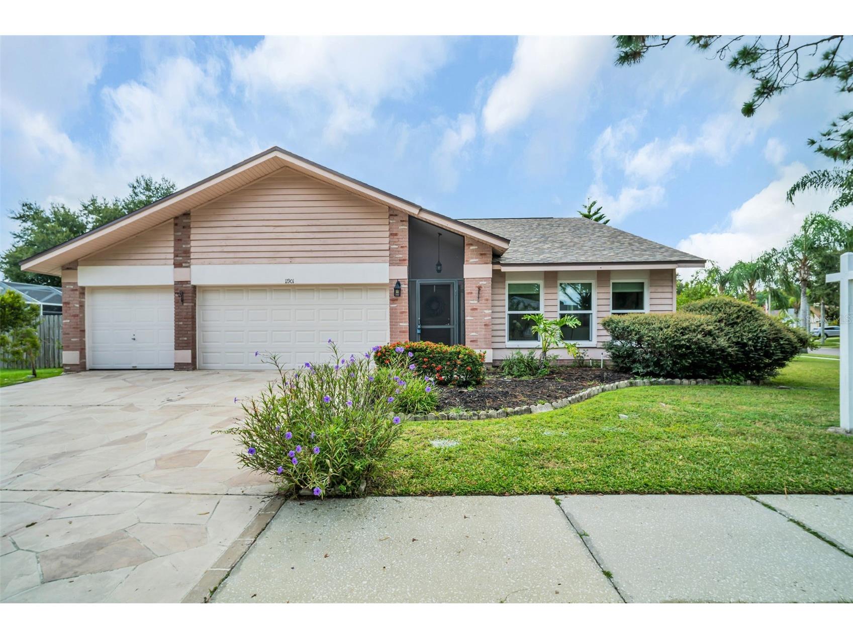 11901 Steppingstone Boulevard Tampa FL 33635 TB8429517 image1