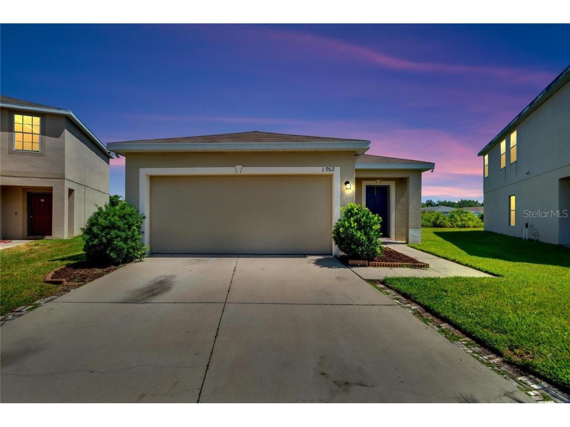 11902 Grand Kempston Drive Gibsonton FL 33534 T3457504 image1