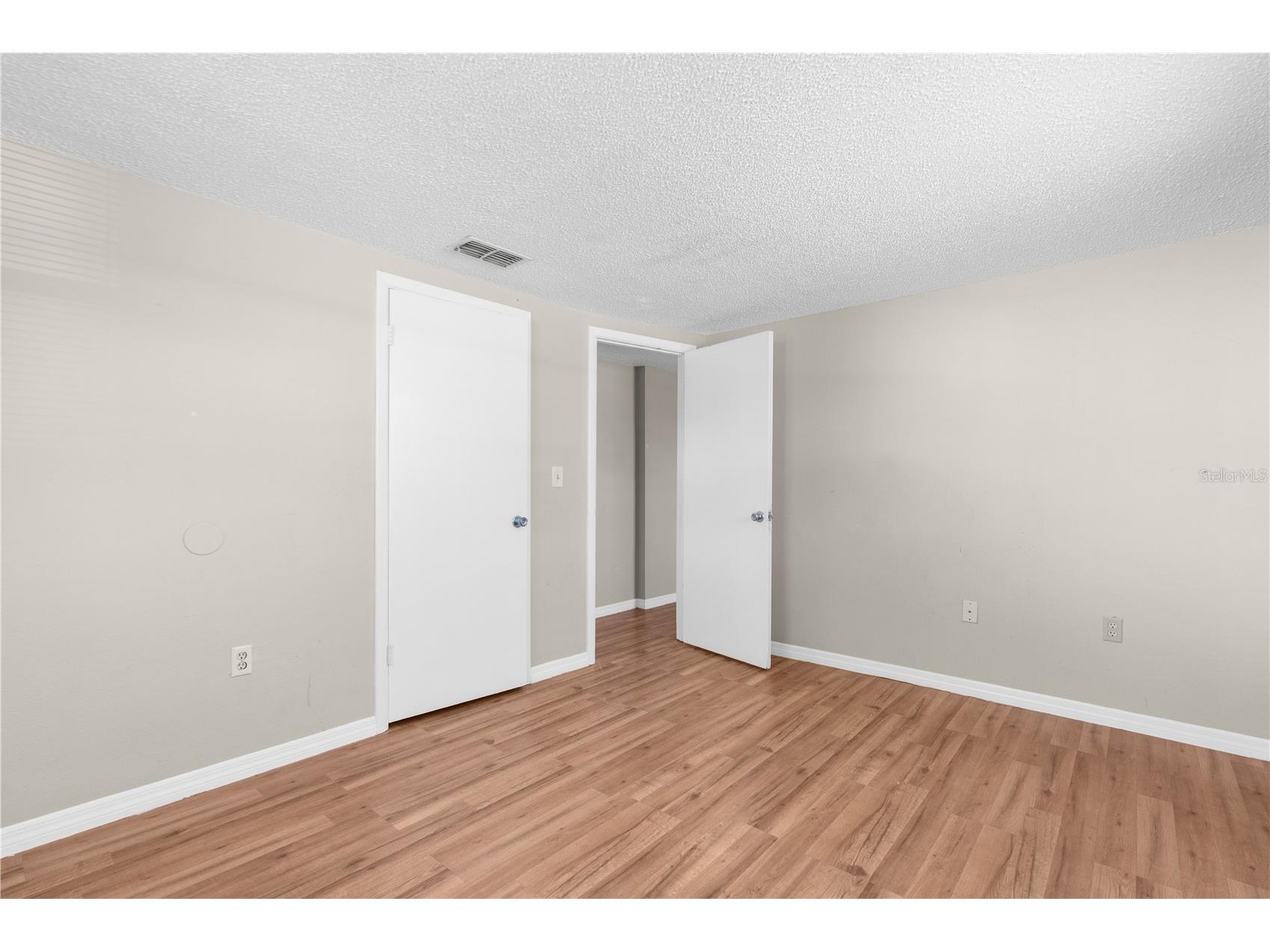 11902 Oceanside Drive Port Richey FL 34668 TB8492792 image16