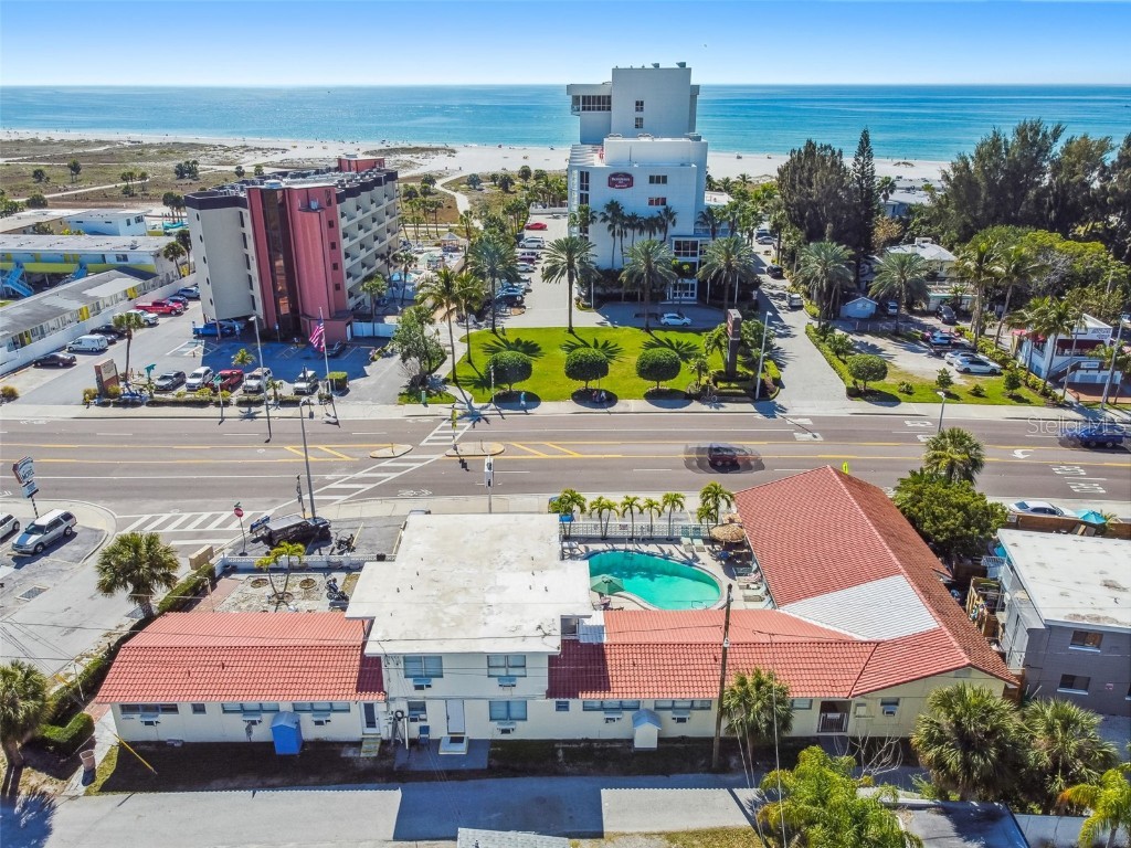 11903 Gulf Boulevard Treasure Island FL 33706 U8189771 image1