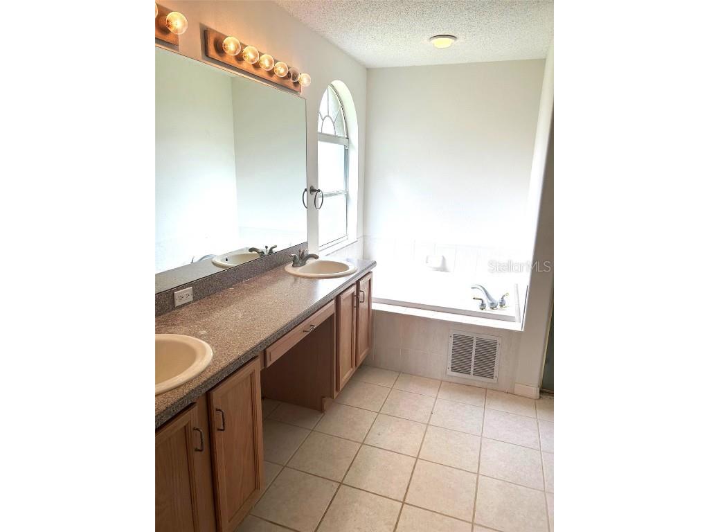 11904 Aranda Court Hudson FL 34667 TB8434640 image13