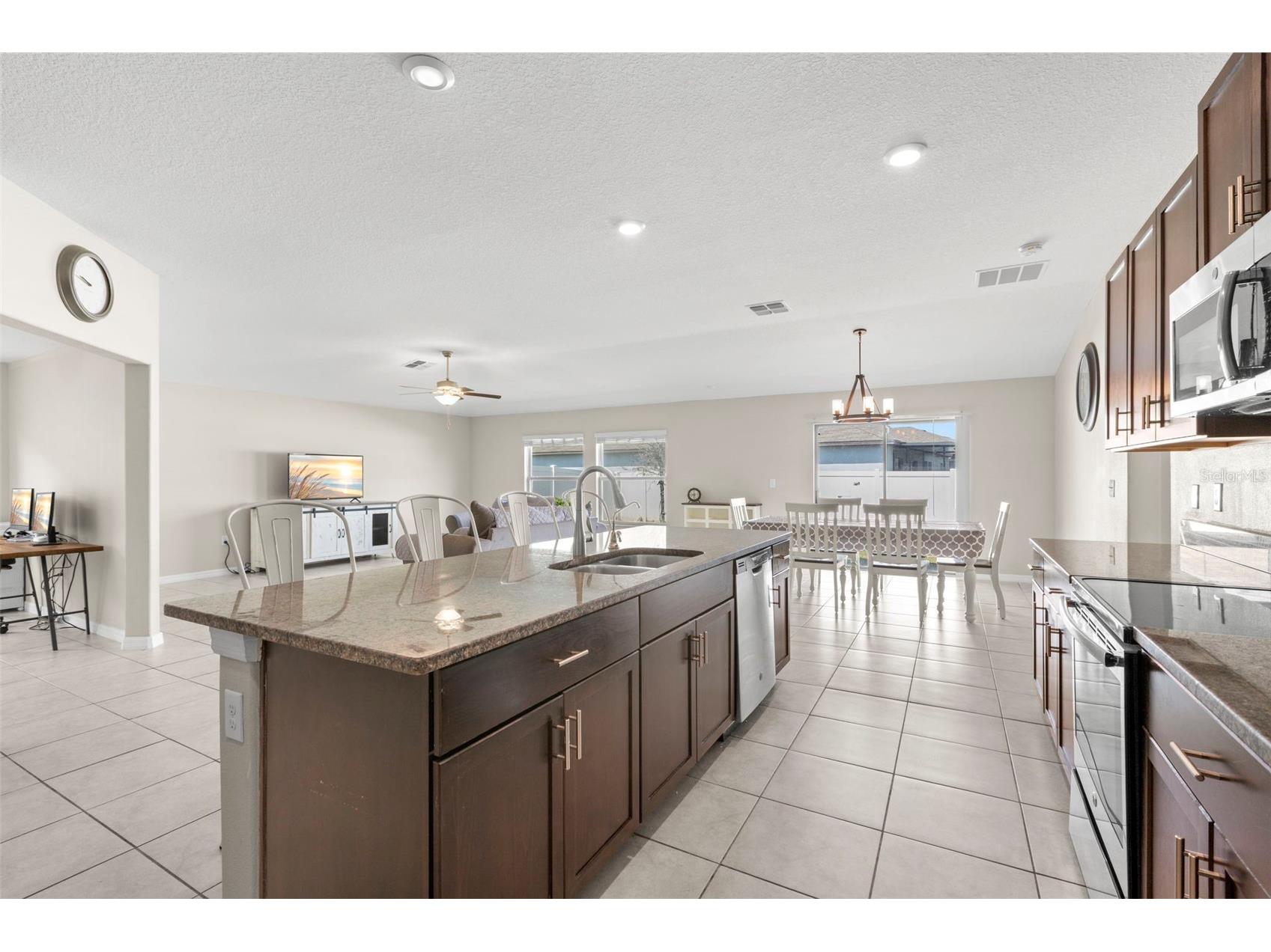 11904 Field Thistle Court Riverview FL 33579 TB8486825 image13