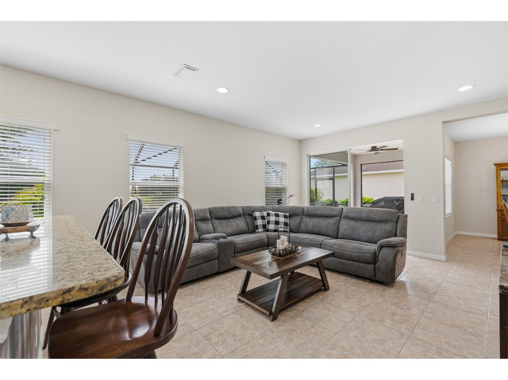 11904 Forest Park Circle Bradenton FL 34211 A4688356 image21