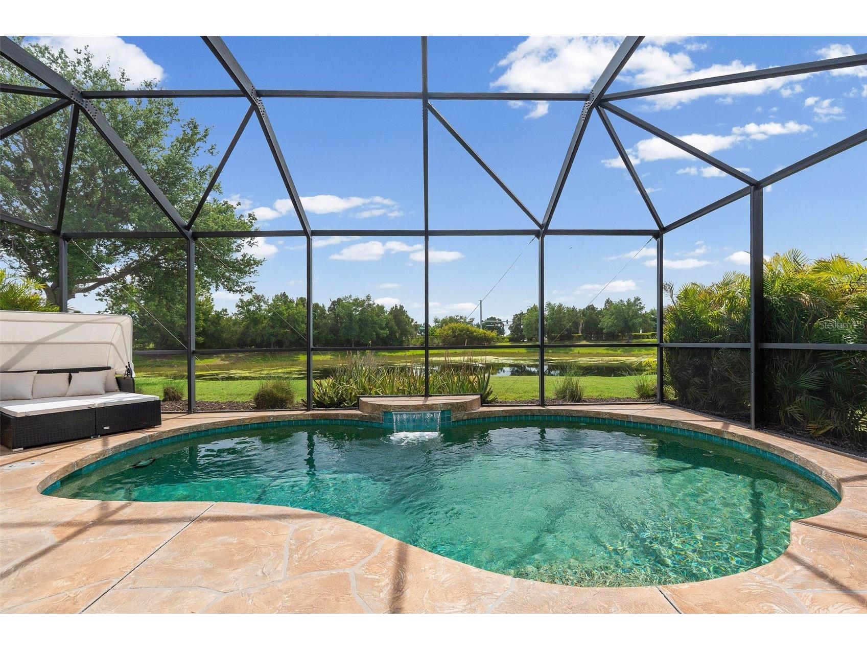 11904 Forest Park Circle Bradenton FL 34211 A4688356 image3