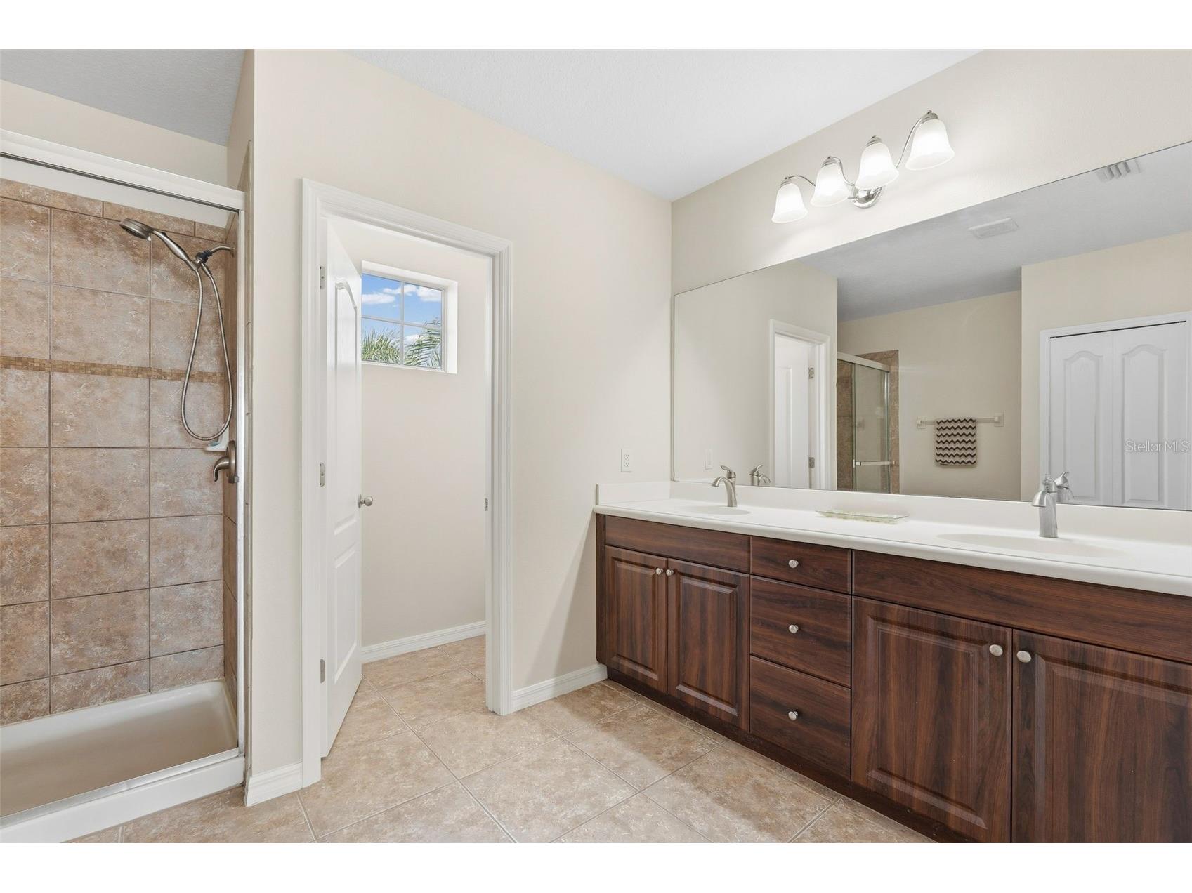 11904 Forest Park Circle Bradenton FL 34211 A4688356 image42