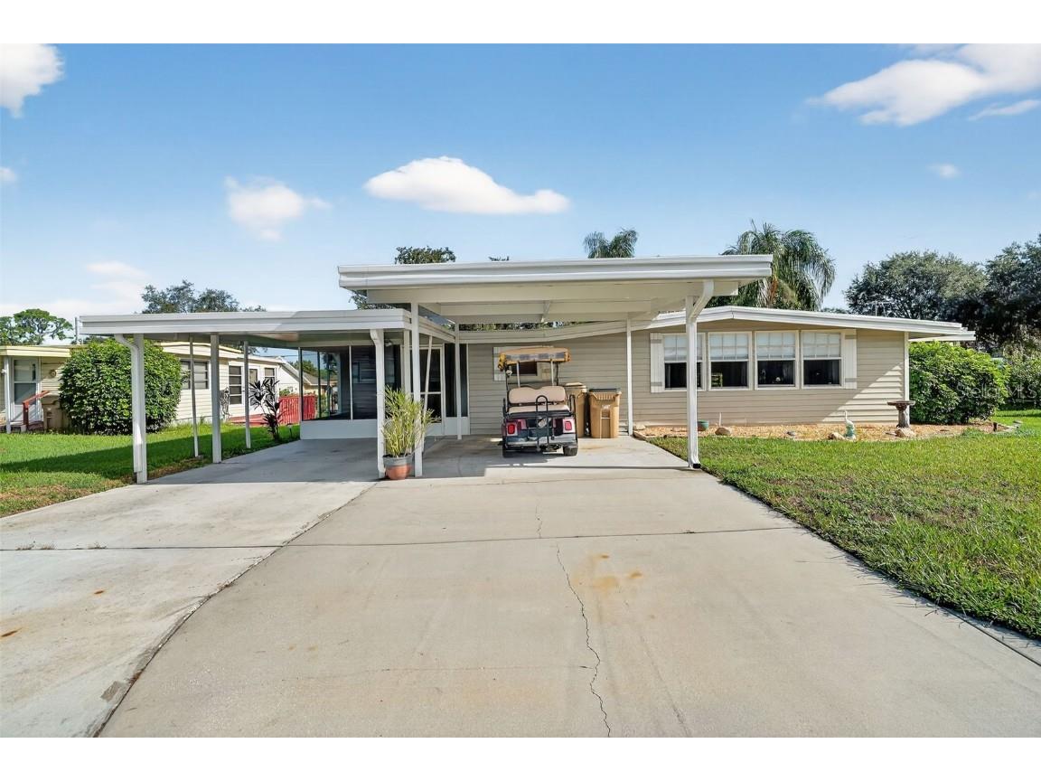 11905 Linda Avenue Tavares FL 32778 G5101758 image1