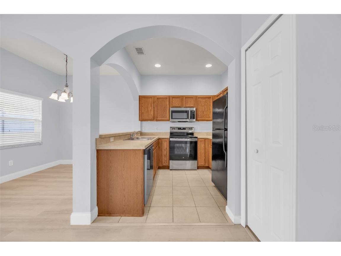 11907 Great Commission Way Orlando FL 32832 O6338778 image14