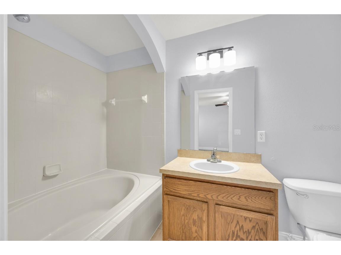 11907 Great Commission Way Orlando FL 32832 O6338778 image23