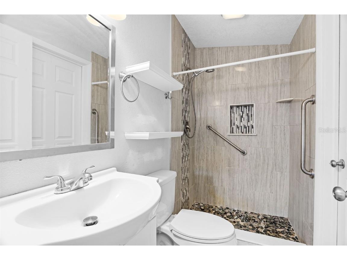 1191 Daytona Drive NE Palm Bay FL 32905 O6363470 image14