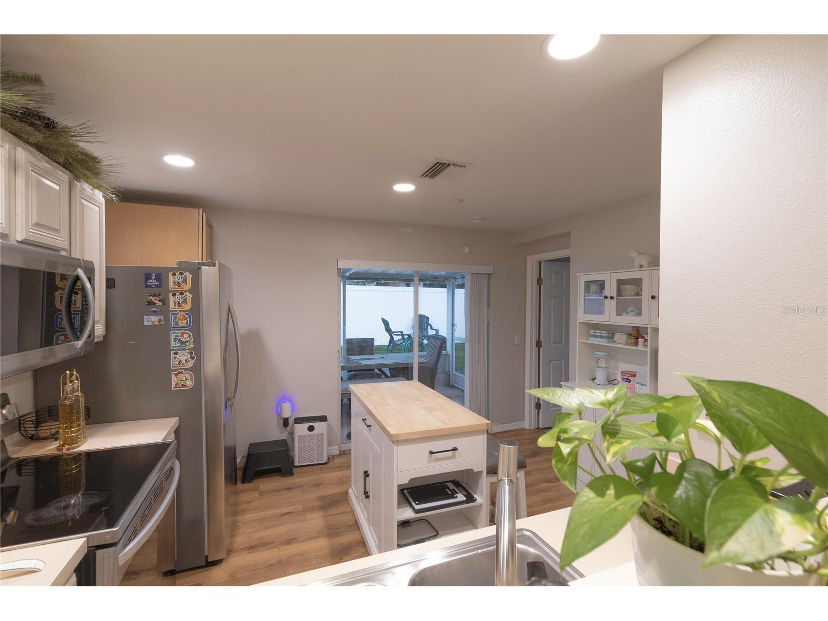 11910 Mango Groves Boulevard Seffner FL 33584 TB8512970 image8