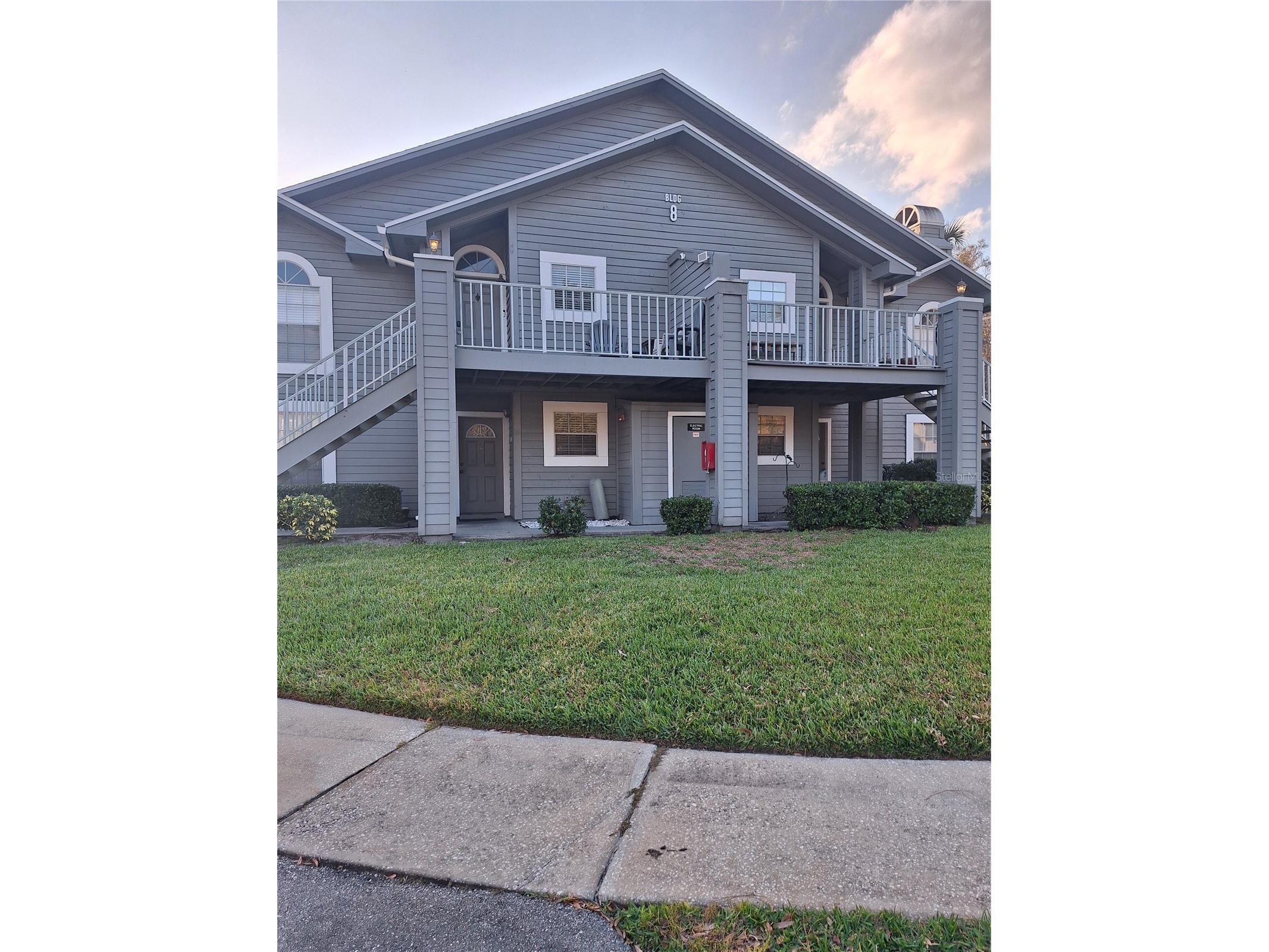 11910 Skylake Pl Unit E  
