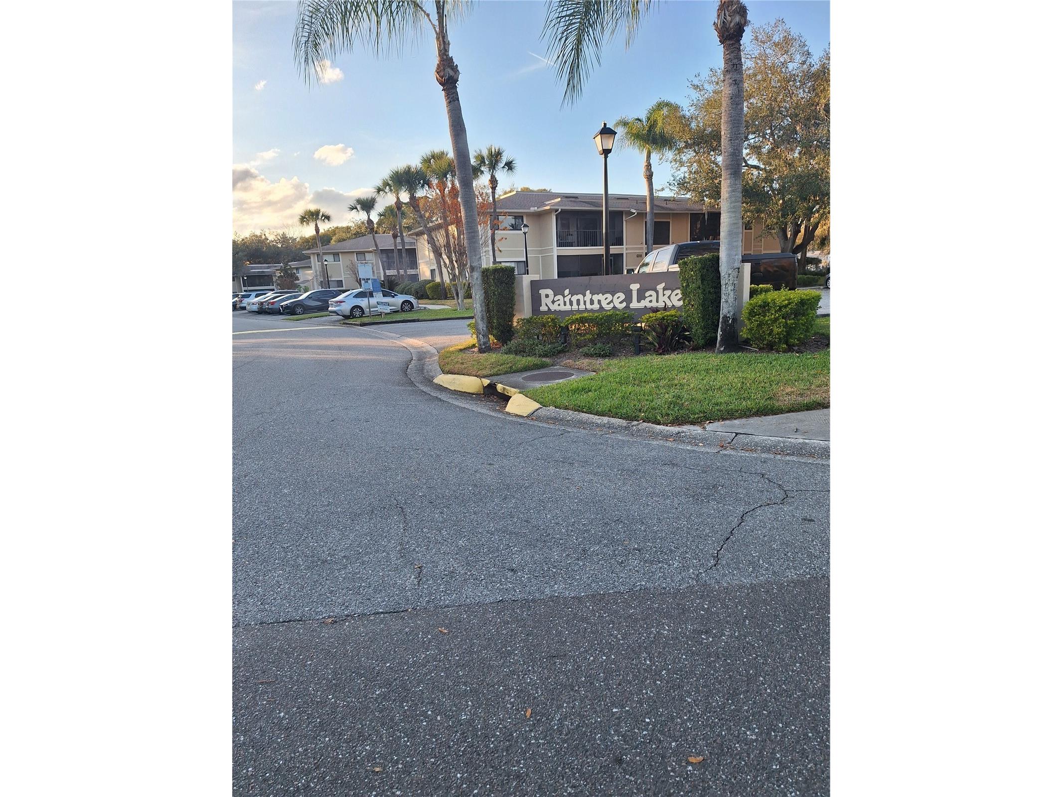 11910 Skylake Place #E Temple Terrace FL 33617 TB8484452 image2