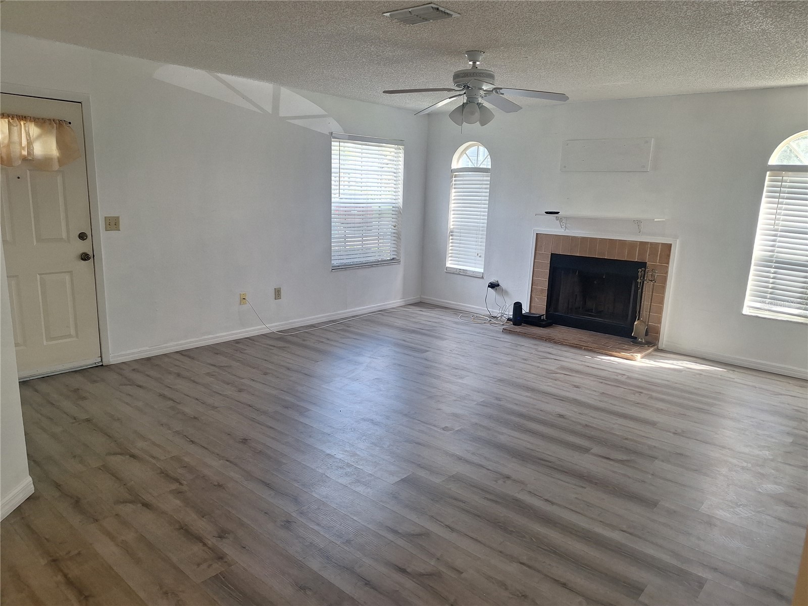 11910 Skylake Place #E Temple Terrace FL 33617 TB8484452 image3