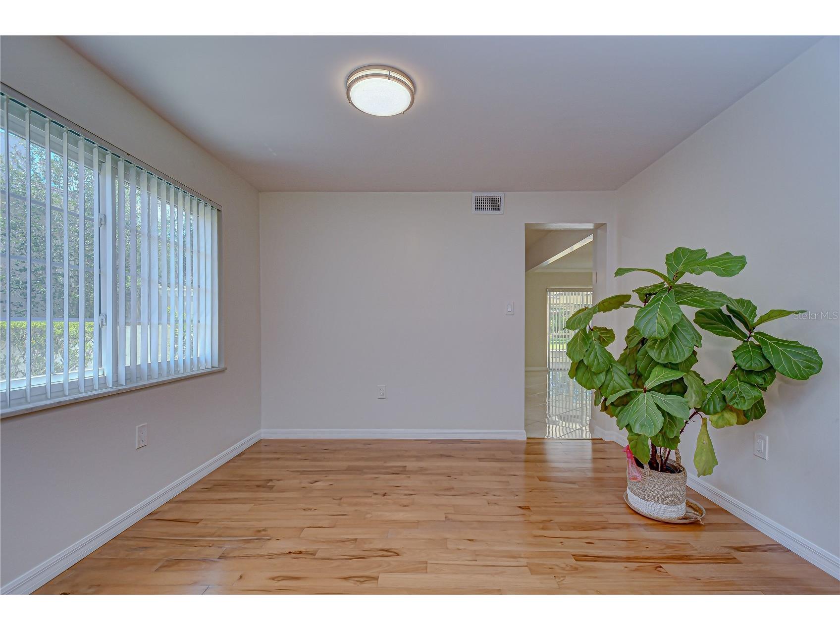 11912 Riverhills Drive Tampa FL 33617 TB8504355 image14