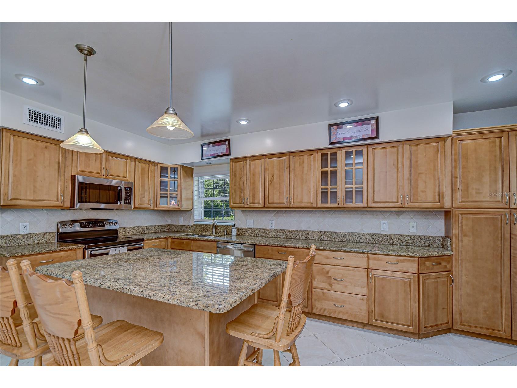 11912 Riverhills Drive Tampa FL 33617 TB8504355 image18