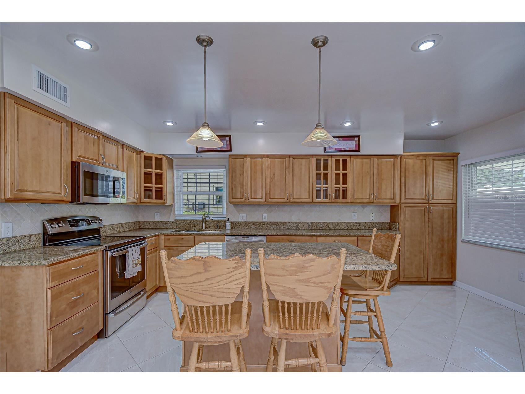 11912 Riverhills Drive Tampa FL 33617 TB8504355 image19