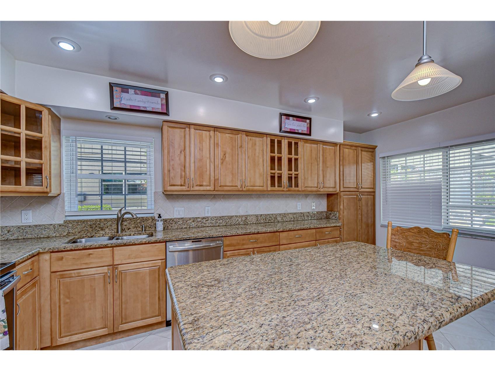 11912 Riverhills Drive Tampa FL 33617 TB8504355 image20