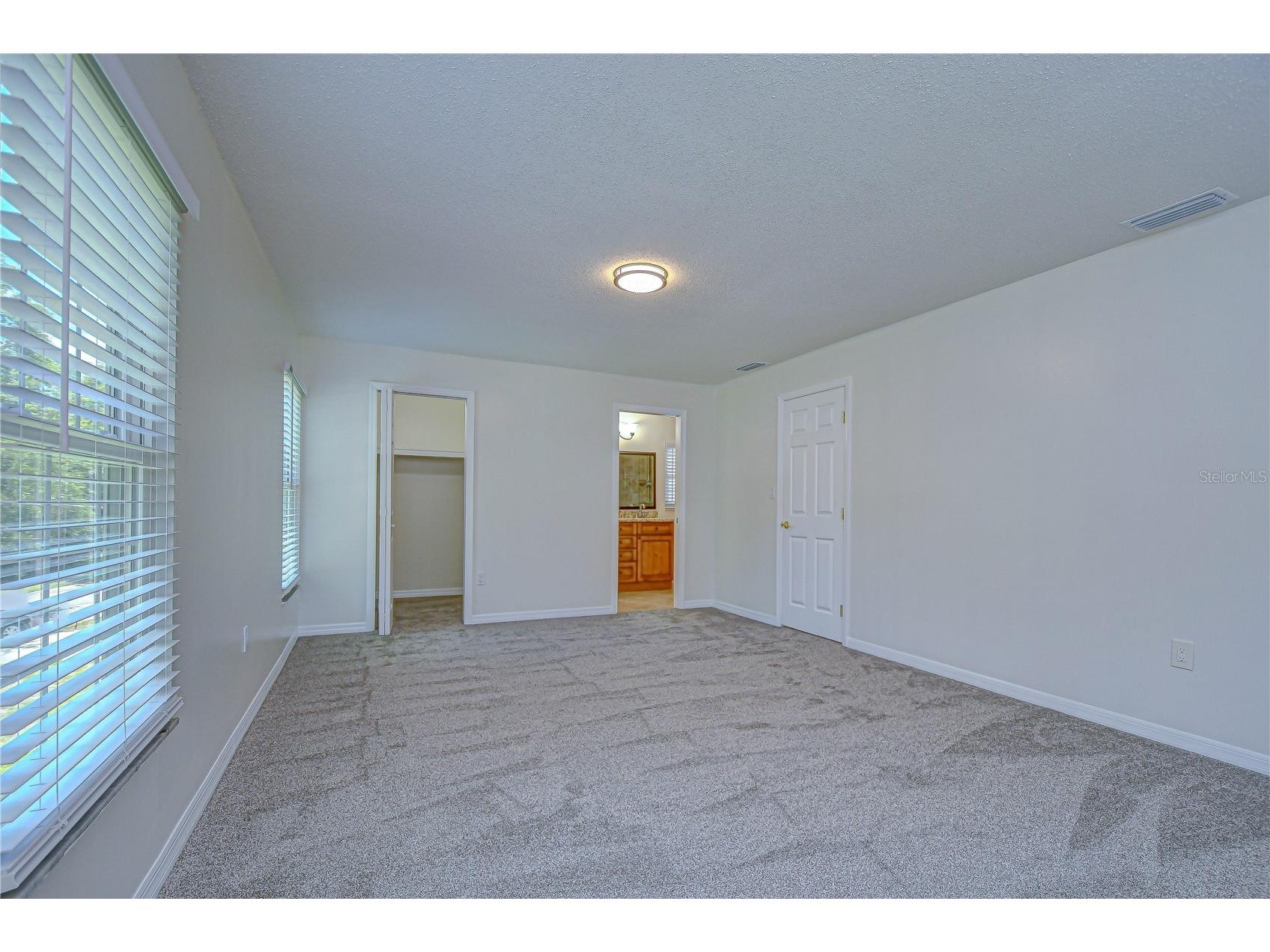 11912 Riverhills Drive Tampa FL 33617 TB8504355 image27
