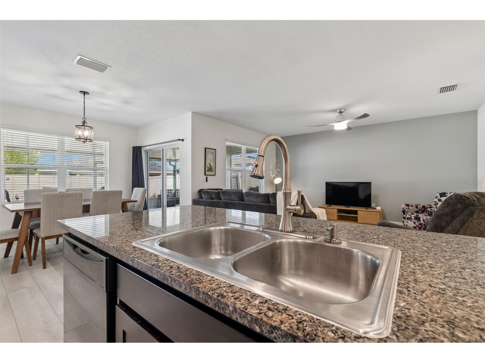 11913 Ledbury Commons Drive Gibsonton FL 33534 TB8499115 image8