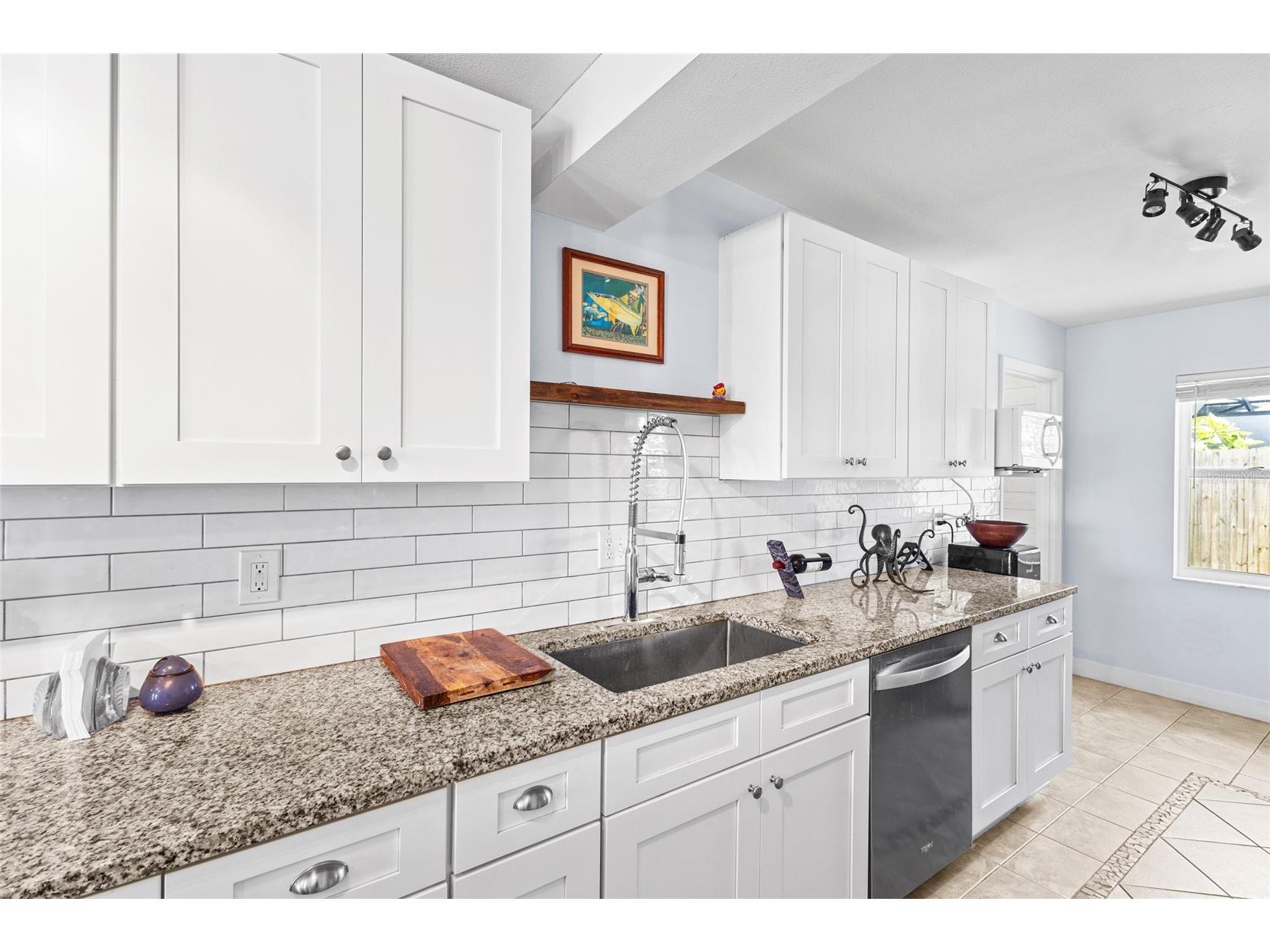 11916 85th Terrace Seminole FL 33772 TB8527683 image11
