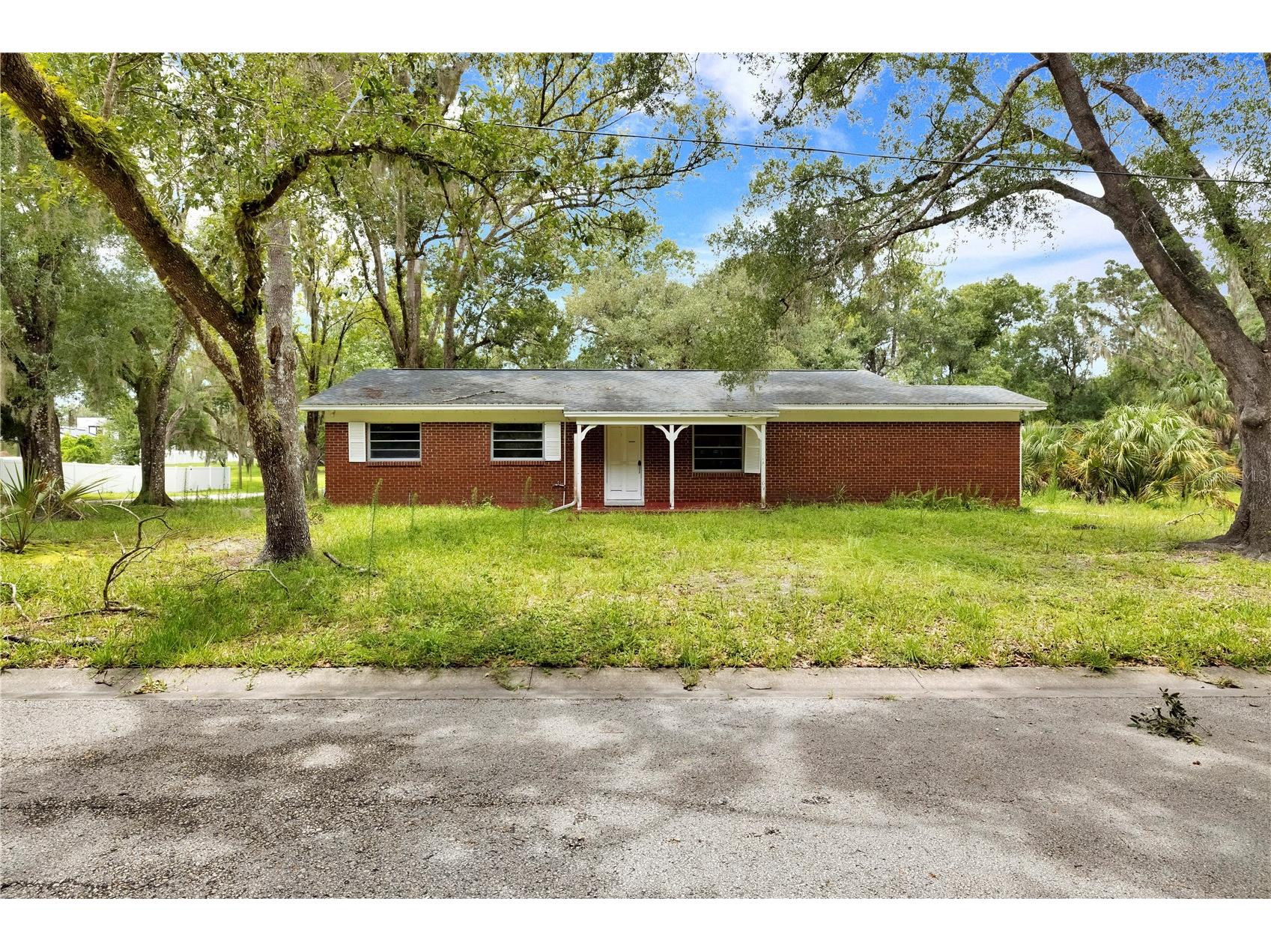 11916 Davis Road Tampa FL 33637 TB8529247 image2