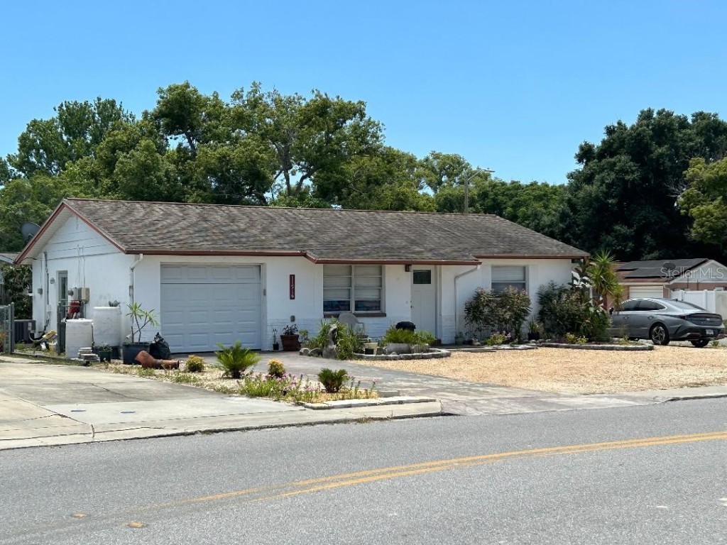 11916 Meadow Drive Port Richey FL 34668 W7865308 image1