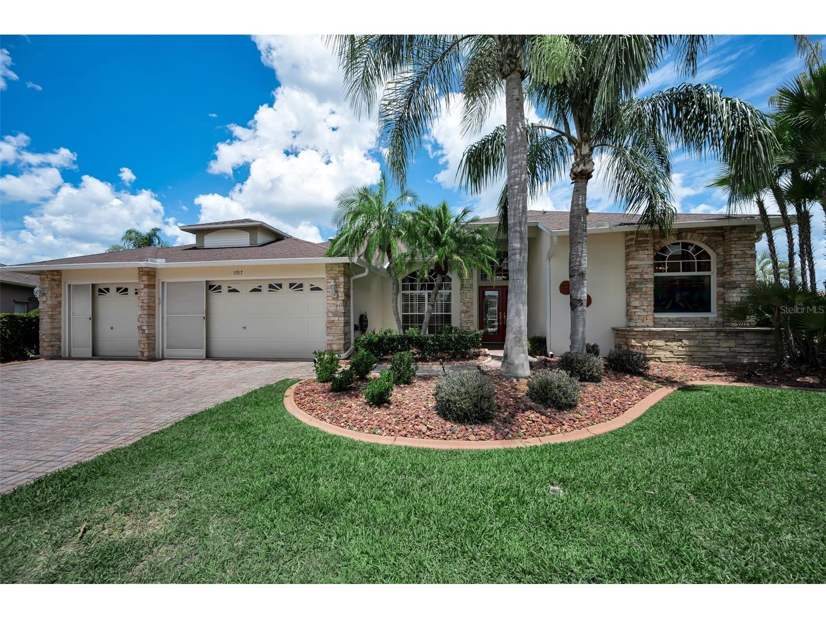11917 Hadleigh Way Trinity FL 34655 W7885680 image1