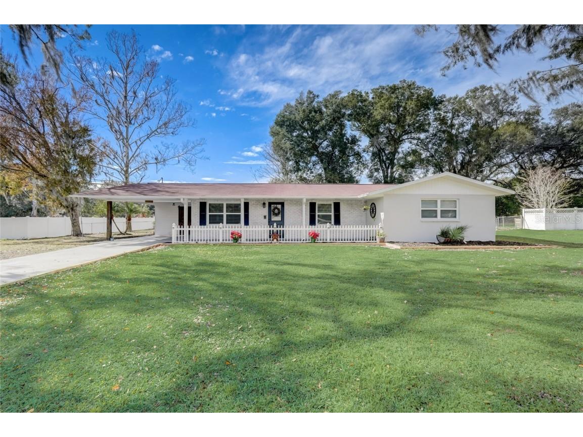 11919 Orangewood Drive Dade City FL 33525 T3494586 image1