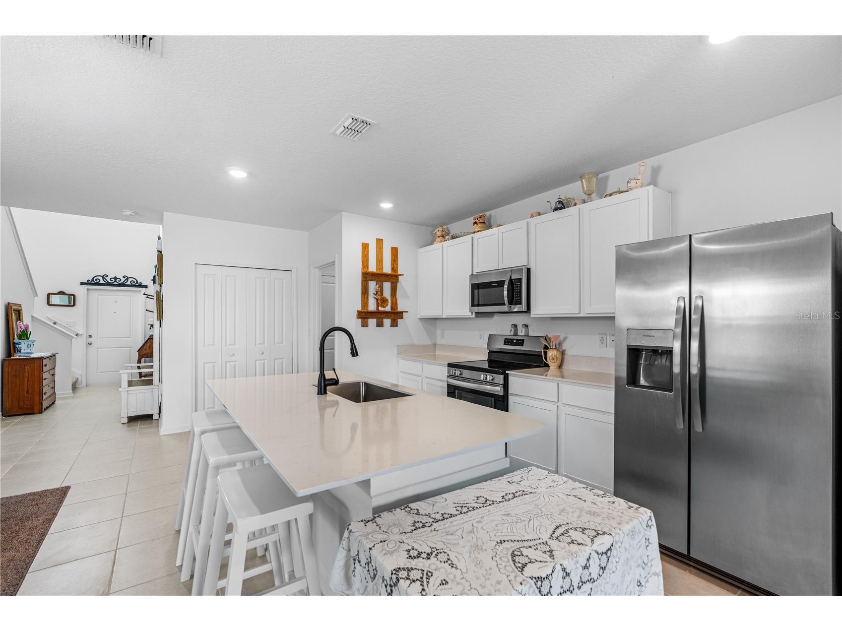 1192 Belle Isle Lane Daytona Beach FL 32124 V4947400 image11