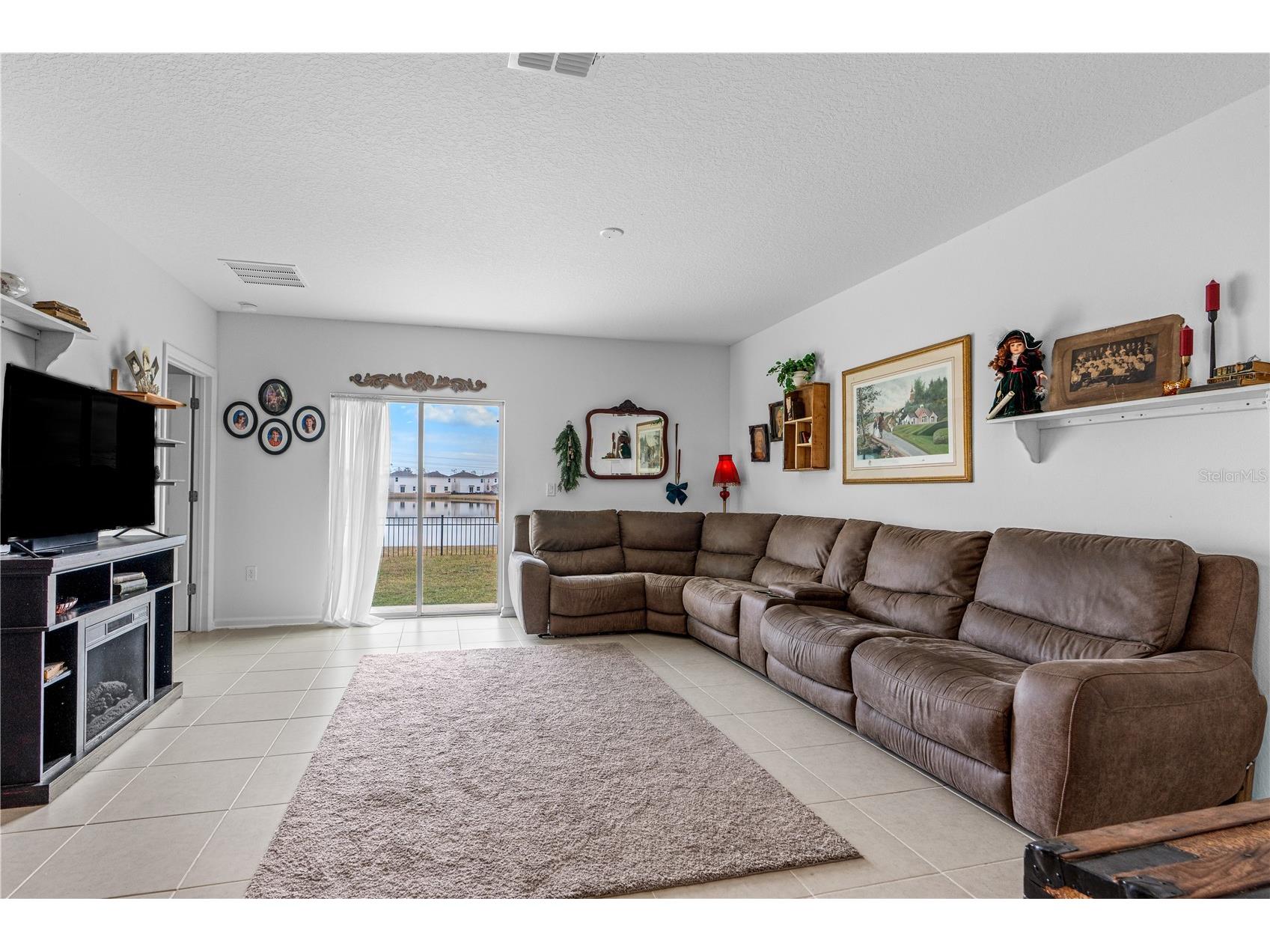 1192 Belle Isle Lane Daytona Beach FL 32124 V4947400 image4