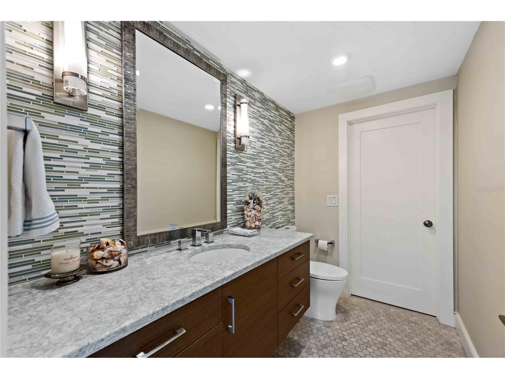 1192 Horizon View Drive Sarasota FL 34242 A4652708 image33