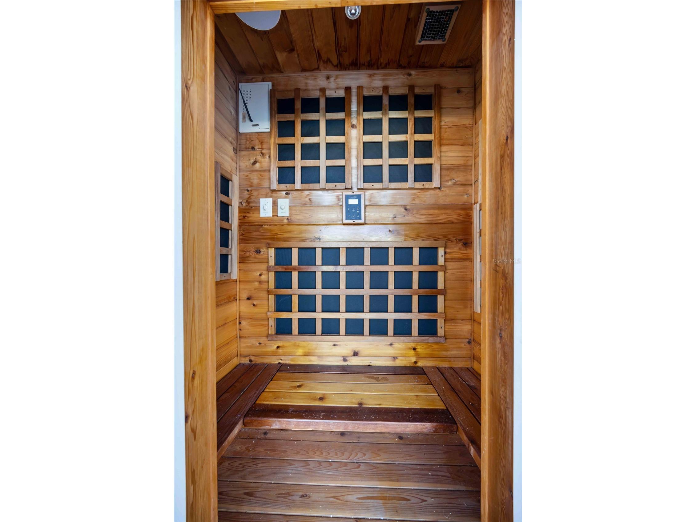 1192 Horizon View Drive Sarasota FL 34242 A4652708 image41