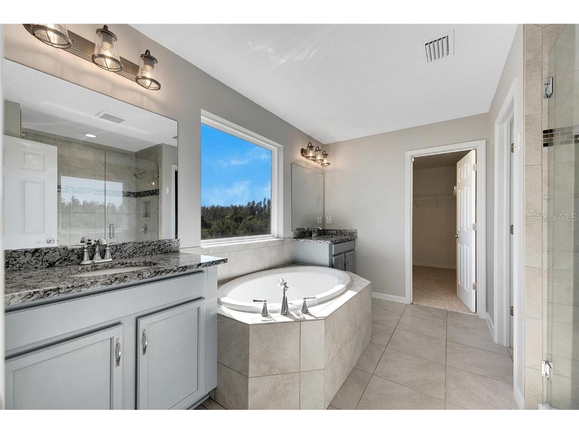 1192 Multiflora Loop Lutz FL 33558 TB8406500 image13